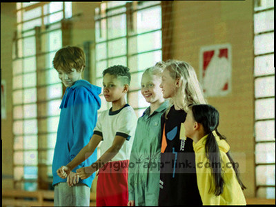 评论气泡与反馈符号组合图